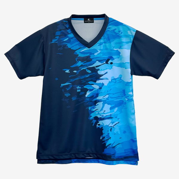 V-neck short-sleeve sports jersey in dark navy to bright blue with an abstract camouflage pattern